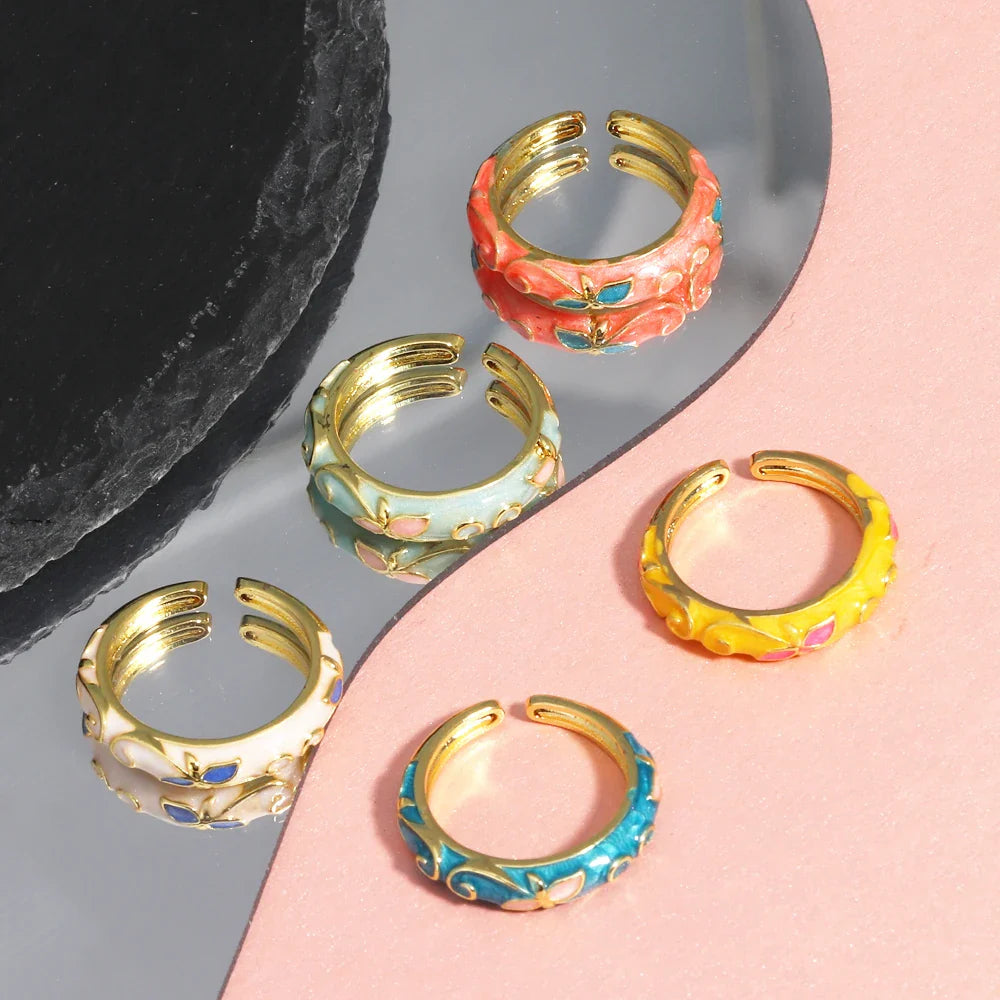 Gold-color Geometric Rings