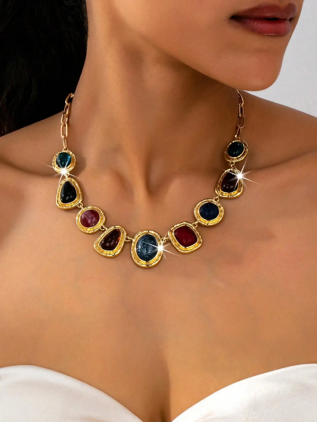 Light Luxury, Necklace