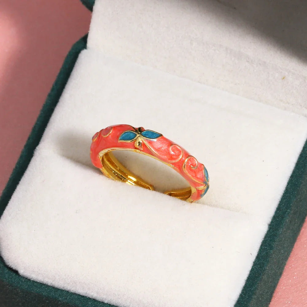 Gold-color Geometric Rings