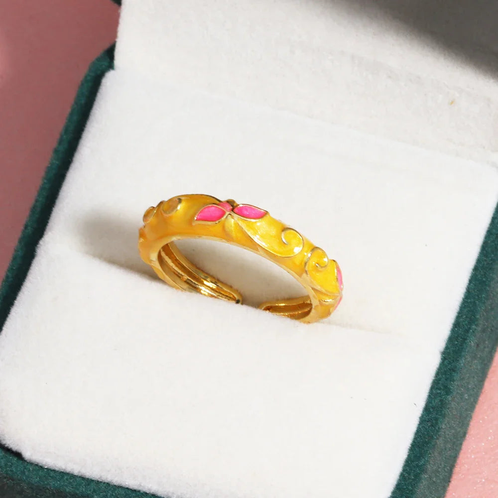 Gold-color Geometric Rings
