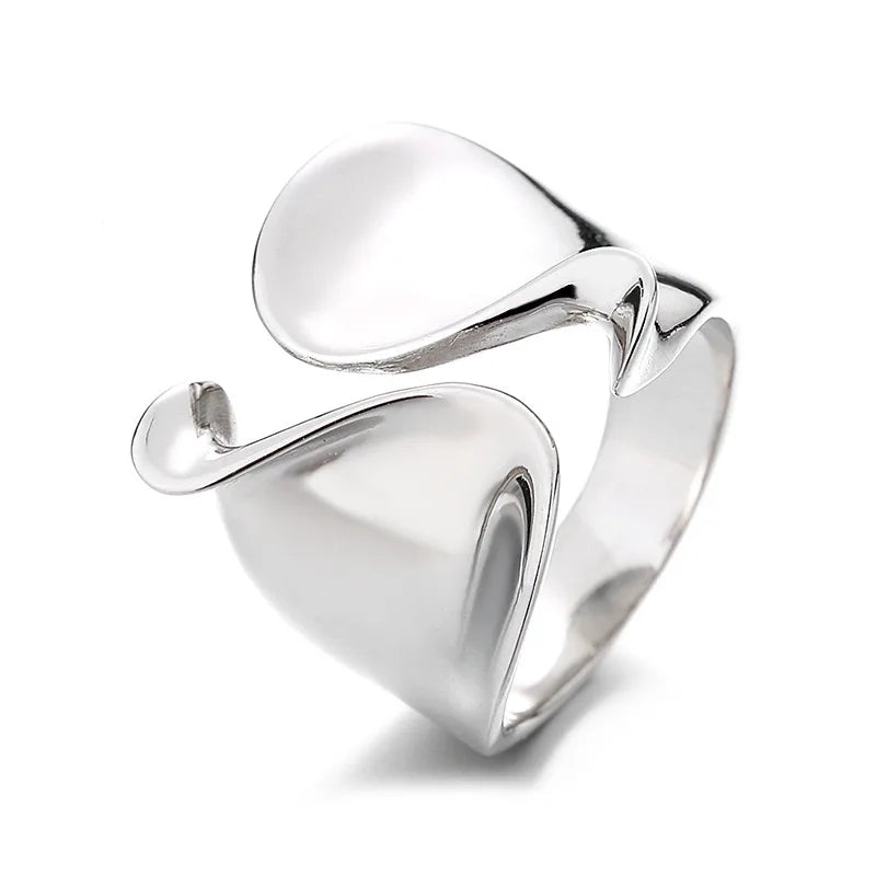 Simple BIg Ring