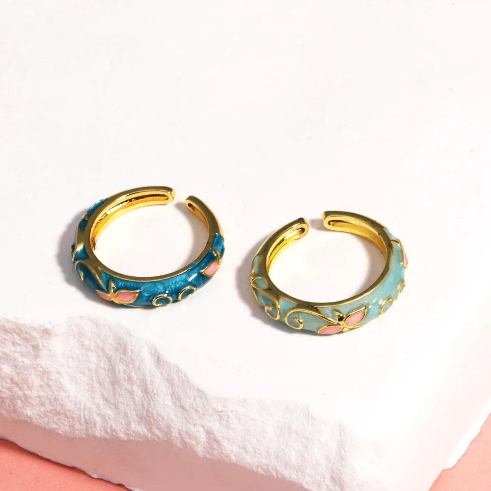 Gold-color Geometric Rings