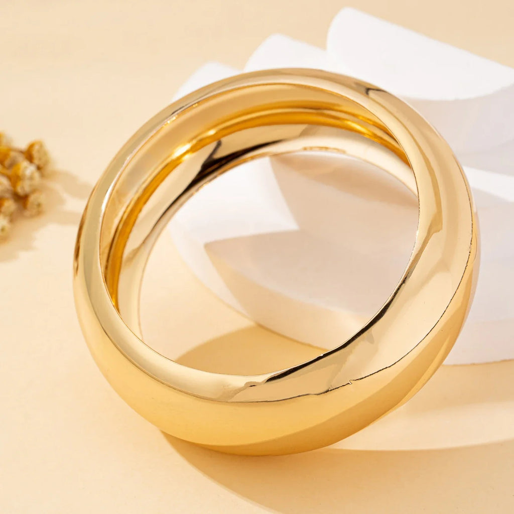 Bracelet with a Wide