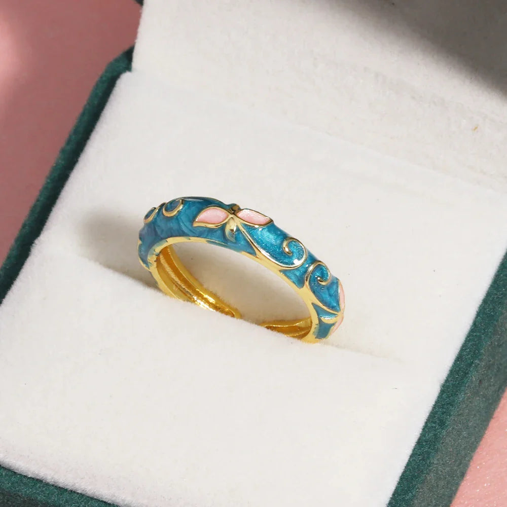 Gold-color Geometric Rings