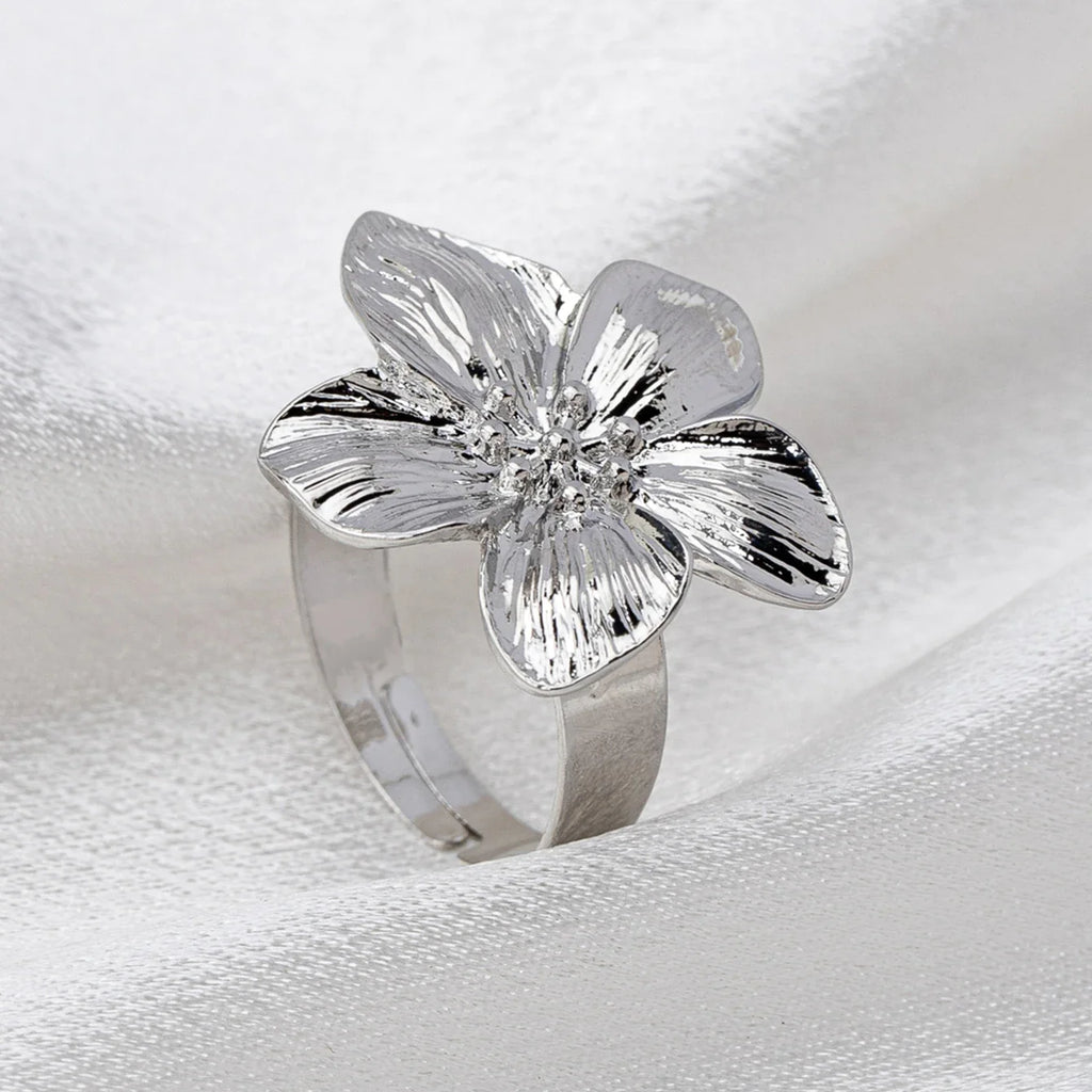 Ring with a Flower Design